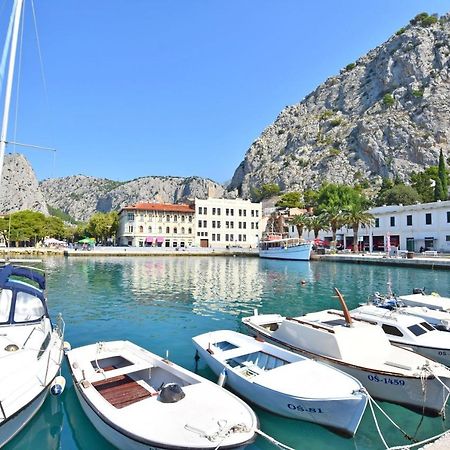 Apartments Mira Omiš Esterno foto