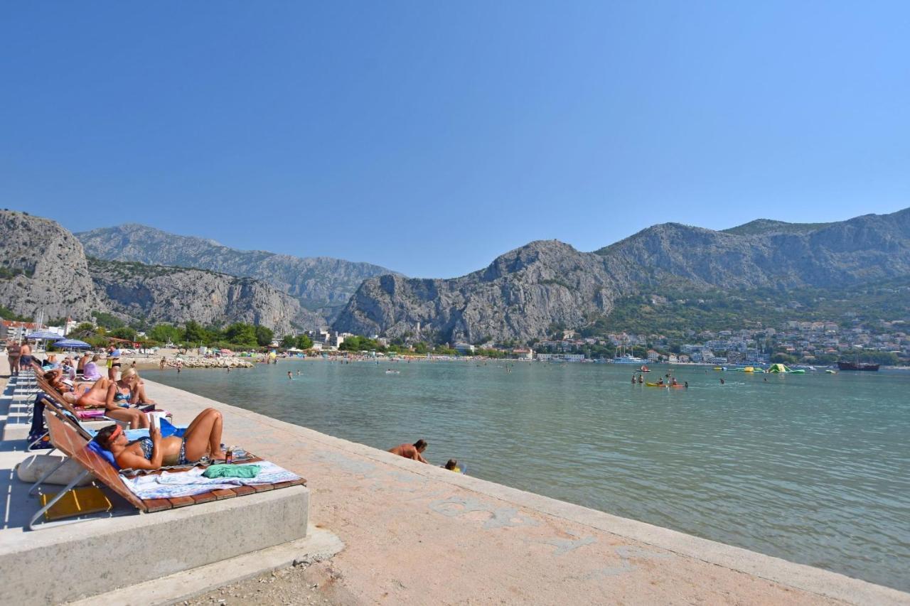 Apartments Mira Omiš Esterno foto