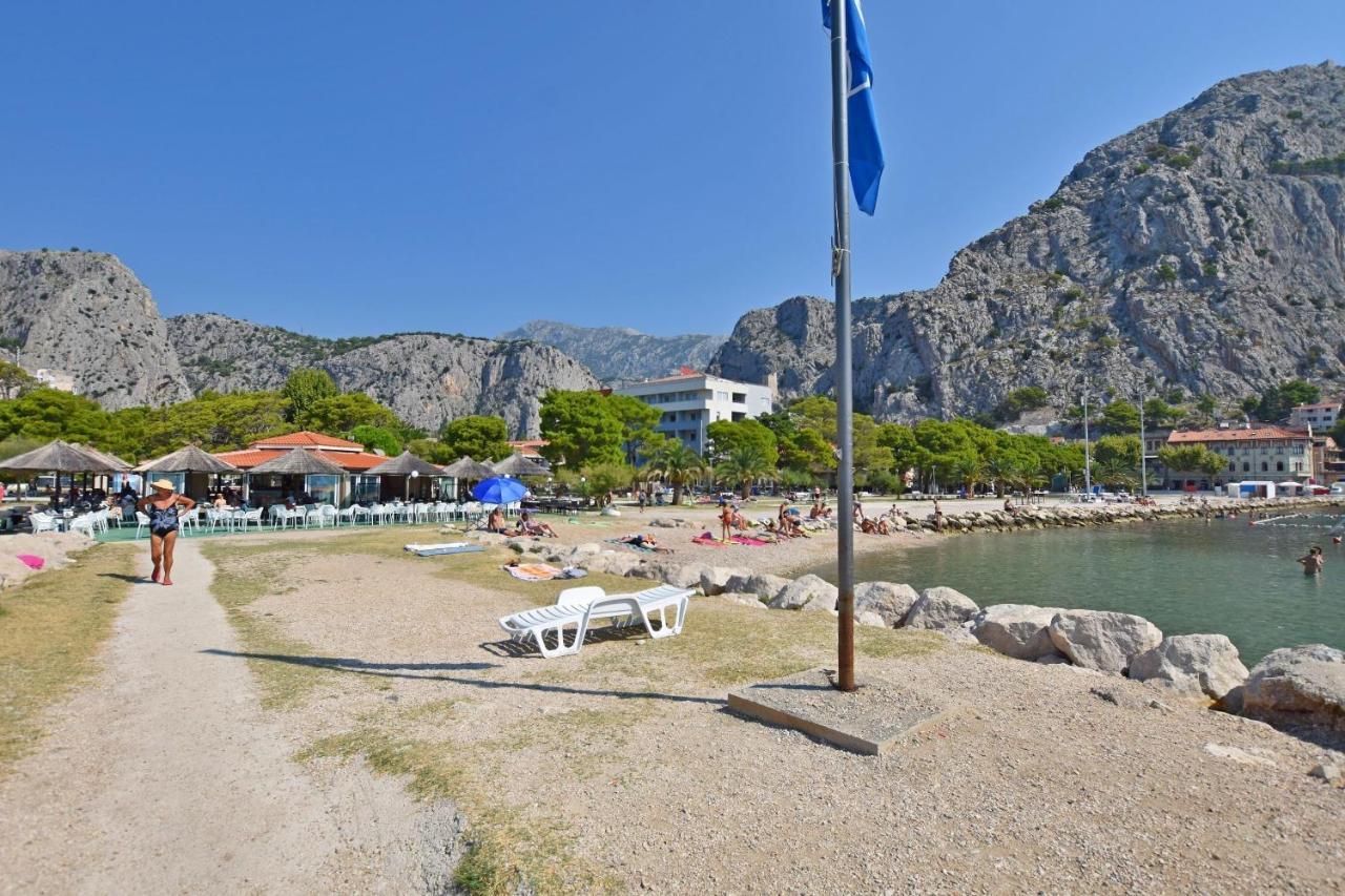 Apartments Mira Omiš Esterno foto